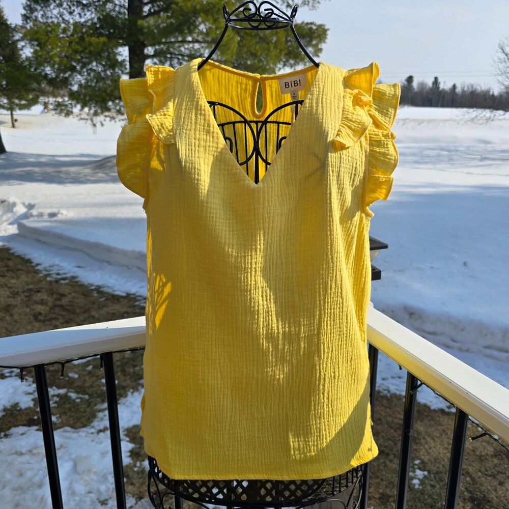 Bibi Yellow Top, size small, new with tags